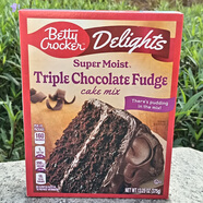 貝蒂妙廚（Betty Crocker）Betty Crocker Cake mix美國(guó)進(jìn)口自制家用烘焙粉 貝蒂妙廚蛋糕粉 Triple choco三倍巧克力375g