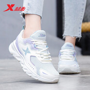 特步（XTEP）女鞋夏季透氣網(wǎng)面運(yùn)動(dòng)鞋女2025新款軟底跑步鞋輕便休閑旅游鞋子女 淡紫7503 35