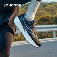 Saucony索康尼胜利20男女跑鞋缓震跑步鞋专业训练运动鞋黑白(宽楦)40