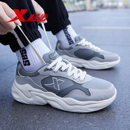 特步黑色運動(dòng)鞋男鞋秋冬黑武士增高老爹鞋皮面正品跑步鞋子男款休閑鞋 木炭灰-輕速2.0【防水皮面】 42