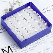 特價(jià)塑料耳釘清倉小鉆石耳釘盒裝套裝防過(guò)敏塑料棒韓版爆款閃水鉆 4毫米白色20對 兩盒[可自選]買(mǎi)一送一