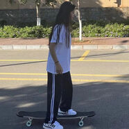 VEOX春秋季學(xué)生校褲女初高中直筒寬松運動休閑褲女兩條杠校服褲子 黑色雙白杠 5XL 185高【重165-185斤】