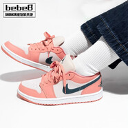 耐克（NIKE）【嚴(yán)選好物】bebe8耐克AJ1 NIKE AIR JORDAN 1 low低幫休閑板鞋 粉白藍(lán)鉤DC0774-800 37.5