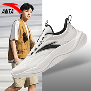 安踏（ANTA）男鞋冬季飛織網(wǎng)面軟底跑鞋2025新款透氣休閑跑步鞋旅游運動(dòng)鞋子男 紙莎白/基礎黑-2 40