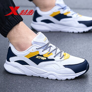 特步（XTEP）男鞋運(yùn)動(dòng)鞋男跑步鞋新品皮面防滑鞋子男士運(yùn)動(dòng)休閑鞋潮流訓(xùn)練鞋 白深蘭黃 39