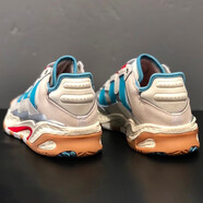 阿迪達斯 （adidas）三葉草休閑鞋男鞋2025夏季新款YPERTURF戶外運動鞋復(fù)古老爹鞋跑步 FZ5798元祖灰白藍紅 40 (245mm)