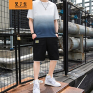 夏季短袖t恤套裝男生夏天夏日半袖短褲一套裝男士青年學生個性印花男款全套衣服整套夏裝 白色-X1 XL