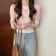 瑟空（SEKONG）2025夏新款針織衫女薄款V領(lǐng)學(xué)院風(fēng)條紋T恤鏤空百搭短款上衣YYN 港風(fēng)千鳥(niǎo)格粉色 均碼 彈力建議【75-120斤】