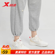 特步女鞋休閑鞋秋季運動(dòng)鞋女簡(jiǎn)約復古百搭老爹鞋女鞋休閑板鞋 白色 35