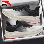 安踏（ANTA）男鞋秋季毒刺5皮網(wǎng)同款緩震跑鞋男士抓地跑步鞋運(yùn)動鞋訓(xùn)練鞋子男 象牙白/黑-6 網(wǎng)面透氣 39