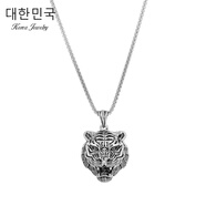 芠拉新品虎項鏈男女生肖老虎吊墜金屬風(fēng)潮牌嘻哈復(fù)古衛(wèi)衣毛衣鏈配飾品 虎頭項鏈-鈦鋼鏈-70CM