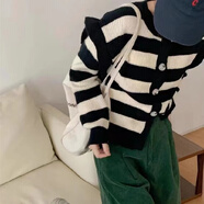 尚簡紛ins女裝超火荷葉邊拼接條紋毛衣外套女夏冬年新款寬松慵懶風短款 黑色 均碼