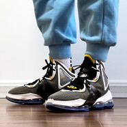 耐克（NIKE）LeBron 19 EP詹姆斯男子實戰(zhàn)籃球鞋 DC9340-001 黑灰DC9340-002 43
