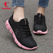 喬丹QIAODAN冬季女鞋跑步鞋皮面運動(dòng)休閑旅游鞋子R 黑色/嫩粉 35