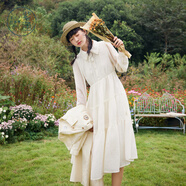 紫涵（ZIHAN）紫涵肌理感雪紡連衣裙女春季法式甜美花邊翻領(lǐng)A字中長(cháng)裙 米金 L