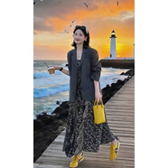 敲言巨好看的早秋一整套女2025新款高級感西裝外套碎花連衣裙兩件套裝 灰色西裝外套+碎花連衣裙 兩件套 M 建議80-100斤