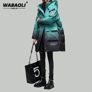 WABAOLI羽絨服女2025年冬季新款漸變夜光中長款連帽加厚保暖派克服外套 漸變綠 M