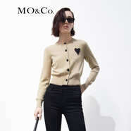 MO&Co.【綿羊毛×山羊絨】愛心刺繡歐根紗針織開衫毛衣上衣女摩安珂 駝杏色-第2批 XS 155