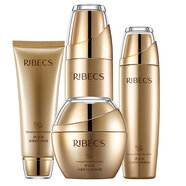 伊貝詩(shī)海藻蝸牛柔膚水潤膚乳液保濕補水護膚品套裝 潔面100g+水120ml+乳100g+霜50g