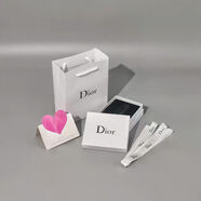 奧迪奧Dior其他收納盒護(hù)膚品包裝盒禮品盒禮品袋禮盒手提袋購物袋 口紅盒+禮袋+絲帶+賀卡
