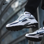 耐克（NIKE）跑步鞋男鞋2025夏季新款時(shí)尚百搭緩震耐磨網(wǎng)面舒適透氣運動(dòng)休閑鞋 394055-101黑白灰藍鉤 43