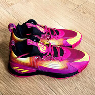 阿迪達斯（adidas）阿迪達斯哈登7代運動(dòng)訓練鞋男Harden Vol.7比賽場(chǎng)上實(shí)戰籃球鞋 HP9904/羅斯 39