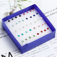 特價(jià)塑料耳釘清倉小鉆石耳釘盒裝套裝防過(guò)敏塑料棒韓版爆款閃水鉆 3毫米彩色20對 一盒裝