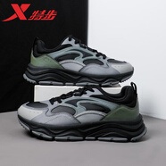 特步運動(dòng)男鞋秋季新款皮革面防水加厚保暖休閑跑步鞋防滑耐磨男士鞋子 黑/煙灰色/冷杉綠 40