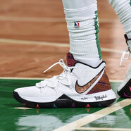 耐克（NIKE）男鞋 Kyrie 5 黑橙歐文5代全新氣墊實戰(zhàn)籃球鞋運動休閑鞋 BQ6237-BQ6238-100 40