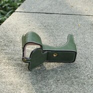 哲圖 適用于索尼A7M4微單ZVE10保護套ZVE1 A7R5 A7C A7C2 R底座R3相機包A7R2/M2半套A9II皮套A7M3a/R4 A1/A7R4/A7S3/A9M2 底座 復古綠色