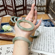 巫記新疆冰種天山翠手鐲漸變透圓條少女珠寶玉鐲女友學生禮物 圈號56飄花手鐲【90-100斤】
