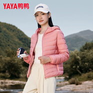 鴨鴨（YAYA）輕薄款羽絨服女保暖時(shí)尚短款秋冬季連帽輕便外套