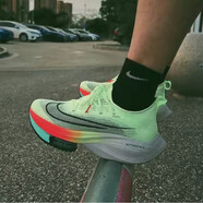 耐克（NIKE）【極速發(fā)貨】Nike Zoom Fly 3 HKNE 專業(yè)城市馬拉松高端運動跑鞋 CI9925-700 熒光黃40/42 42