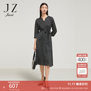 玖姿（JUZUI）真絲彈力緞印花裙女裝秋款撞色幾何氣質(zhì)收腰連衣裙 花黑 L
