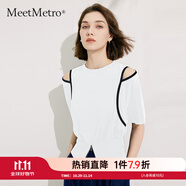 MeetMetro瑪依爾設(shè)計(jì)感露肩T恤女2025夏新款小眾開(kāi)叉短袖純棉上衣 白色【現(xiàn)貨】 M