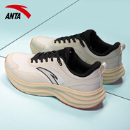 安踏（ANTA）輕云丨男子輕質(zhì)跑步鞋網(wǎng)面防滑徒步休閑舒適運動(dòng)鞋 白堊色/基礎黑-3 39