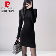 皮爾卡丹（pierre cardin）半高領(lǐng)針織連衣裙女2025秋冬內(nèi)搭配大衣修身收腰包臀打底毛衣短裙 黑色 中領(lǐng) S 80-100斤