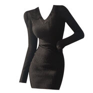 鴻思麟伊（HONGSILINYI）法式V領(lǐng)修身打底針織連衣裙女內(nèi)搭毛衣包臀裙韓國chic秋冬復(fù)古小 法式黑色【96.85%+溫婉大氣】 S 法式【建議80-90斤】