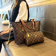 香港品牌大包包女2025新款真皮老花托特包大容量高級感單肩手提包 咖啡色兩件套