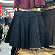 汐渝松弛感針織百褶短裙2025秋冬新款字顯瘦純色大擺半身裙女708 黑色 均碼