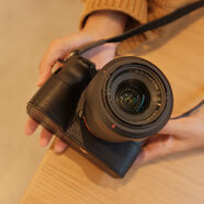 JX索尼a7m4保護套a7r5相機包a7s3配件A1微單皮套真皮相機套殼手柄 A7R5A7M4S3A1黑色 牛皮底座