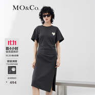 MO&Co.抗菌防螨愛心珠片解構(gòu)不對稱設(shè)計感顯瘦連衣裙摩安珂 鋼灰色-第2批 M 165
