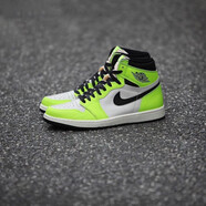 耐克（NIKE） 【現貨】耐克 Air Jordan 1 Mid AJ1 男子中幫籃球休閑板鞋 555088-702 熒光綠 42.5