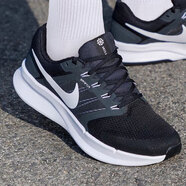 耐克（NIKE）男鞋2025夏季新款運動鞋REVOLUTION 7休閑鞋子輕便透氣公路跑步鞋 DR2695-002/RUN SWIFT 3黑白 41