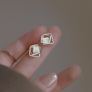 曼蒂婭S925銀耳釘女小眾設計耳環(huán)2023新款輕奢氣質(zhì)耳飾高級感秋冬禮物 925銀貓眼石方塊耳釘