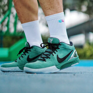 耐克（NIKE）男鞋科比4代 Zoom Kobe 4 耐磨透氣低幫男子實戰(zhàn)籃球鞋 曼巴黑白 FQ3545-300 綠色 43