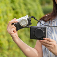 雨悅索尼ZV1M2相機包zv1微單ZV1F保護殼ZV1二代底座皮套掛繩配件便攜 ZV1F/ZV1M2黑色皮套（可換電池）