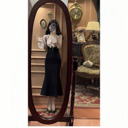 SUDEEBIOY連衣裙2024春秋新款女裝氣質(zhì)女神范法式女2024年穿搭修身顯瘦魚尾 蕾絲上衣+背帶裙 套裝 S