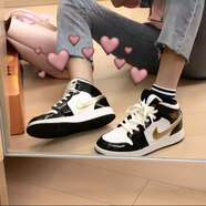 耐克（NIKE） 鞋子女a(chǎn)j女鞋 air jordan 1 mid aj1中幫學(xué)生籃球鞋運(yùn)動休閑板鞋 BQ6931-007 小黑金 36.5
