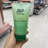 VXT【】現(xiàn)貨英國boots Cucumber Face Wash黃瓜爽膚水洗面奶150ml